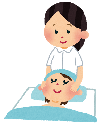 施術をされる女性